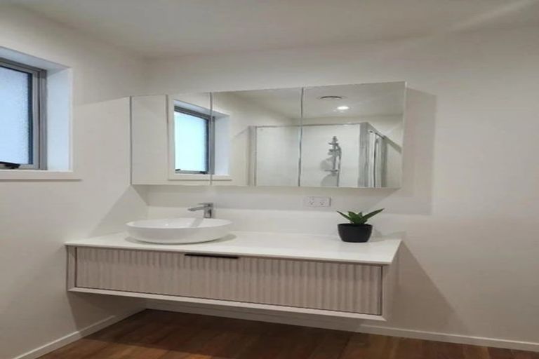Photo of property in 148 Molesworth Street, New Plymouth, 4312