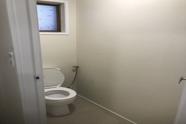 Photo of property in 11 Heathberry Close, Papatoetoe, Auckland, 2025