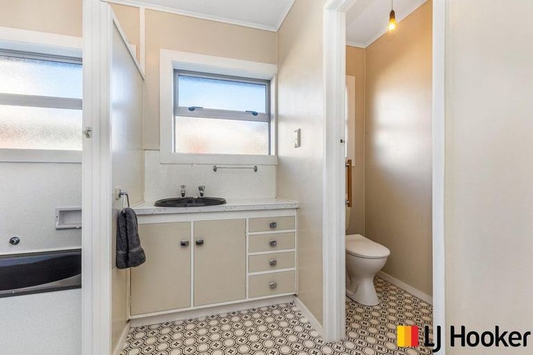 Photo of property in 236 Queen Street, Pukekohe, 2120