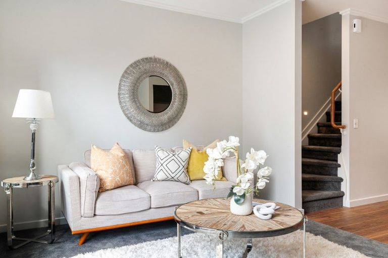 Photo of property in 4/35 Marine Parade, Hobsonville, Auckland, 0616