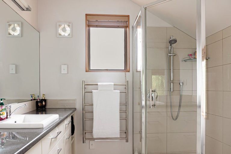 Photo of property in 62 Churchill Drive, Taradale, Napier, 4112