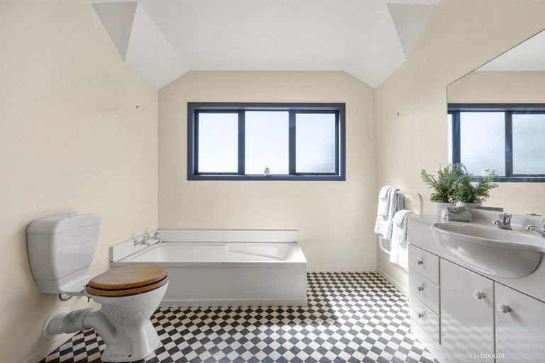 Photo of property in 31u1 Volga Street, Island Bay, Wellington, 6023