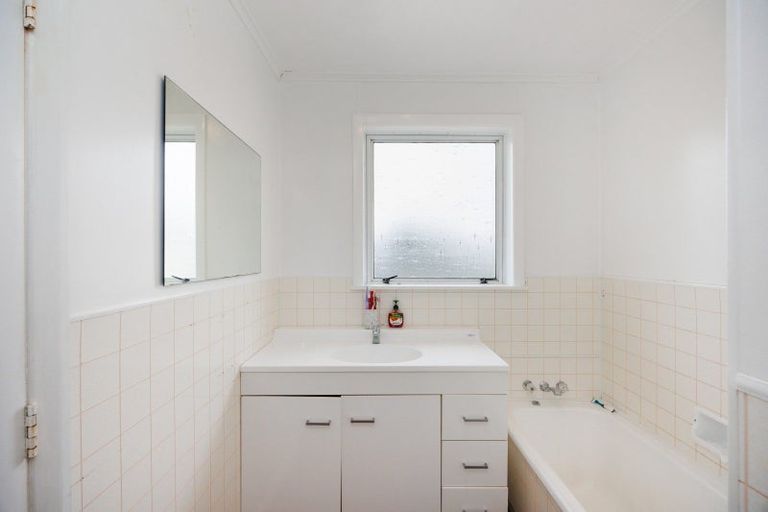 Photo of property in 20 Roy Street, Palmerston North, 4410