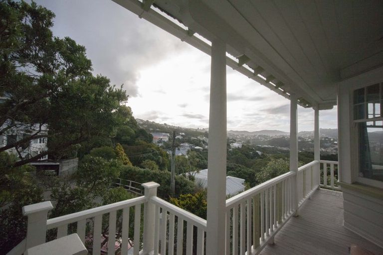 Photo of property in 15 Jefferson Street, Brooklyn, Wellington, 6021