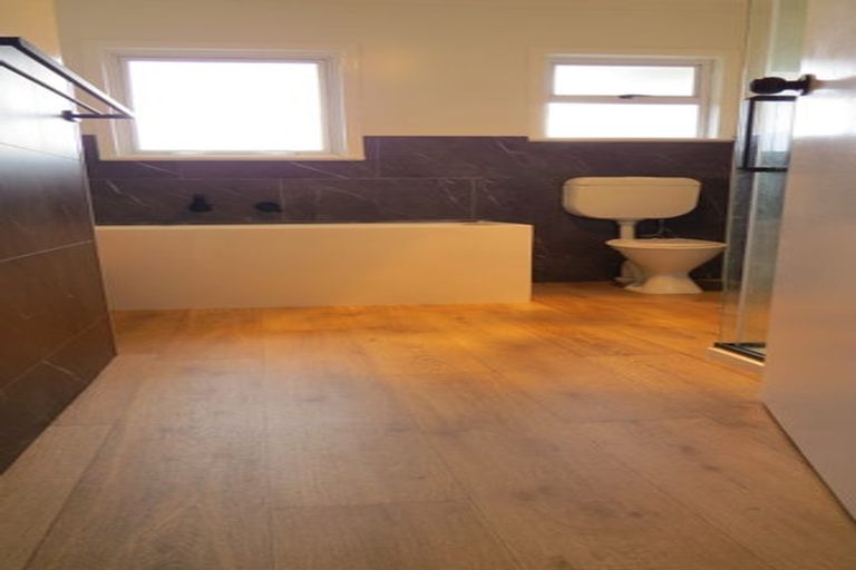 Photo of property in 21 Casper Street, Fairfield, Hamilton, 3214