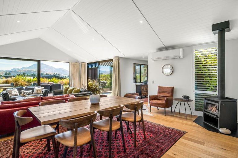 Photo of property in 38 Mount Nicholas Avenue, Wanaka, 9305