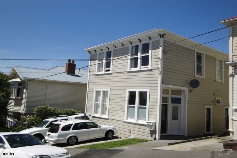 Photo of property in 19a Hargreaves Street, Mount Cook, Wellington, 6021