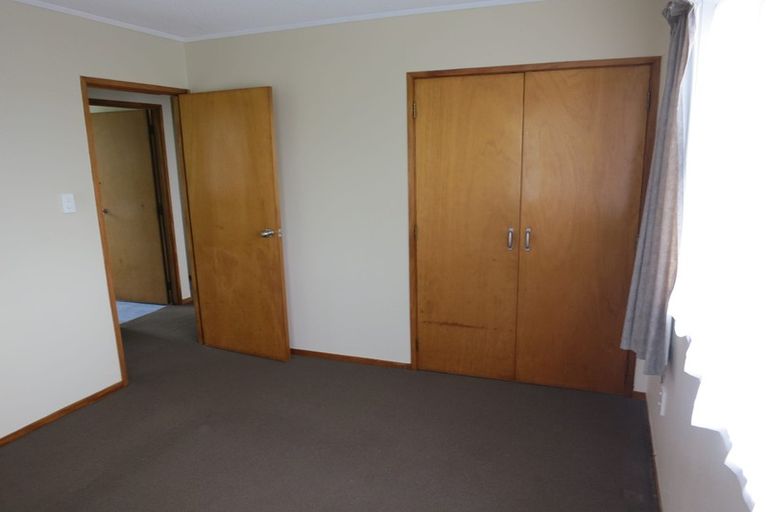 Photo of property in 43 Pisces Road, Glen Eden, Auckland, 0602