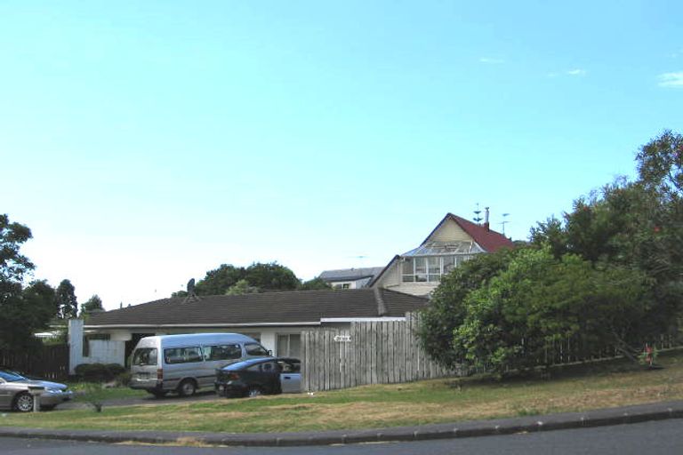 Photo of property in 29 Holt Avenue, Torbay, Auckland, 0630