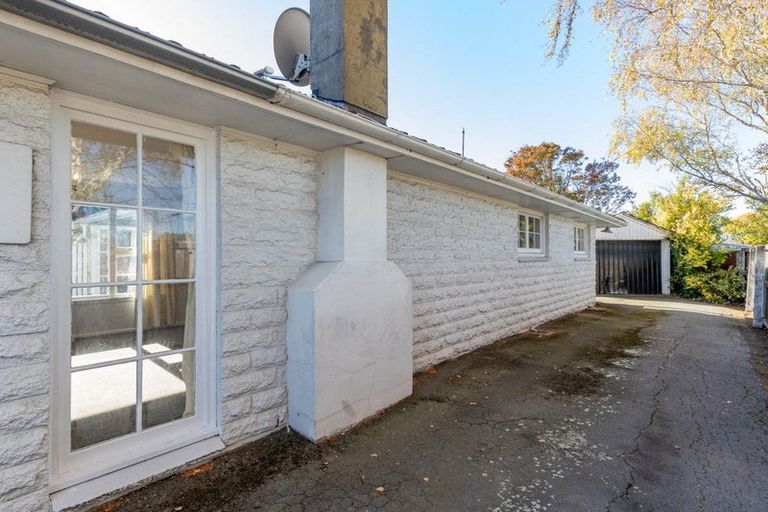 Photo of property in 170 Waimairi Road, Ilam, Christchurch, 8041