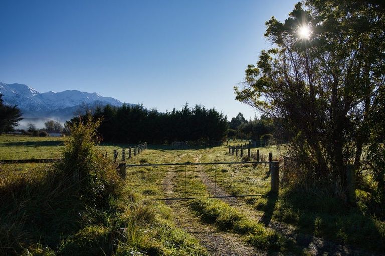 Photo of property in 126 Harnetts Road, Kaikoura Flat, Kaikoura, 7371