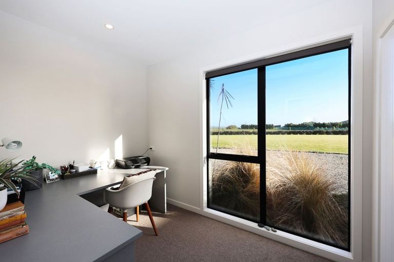 Photo of property in 55 Gardiners Road, Awamoa, Oamaru, 9495