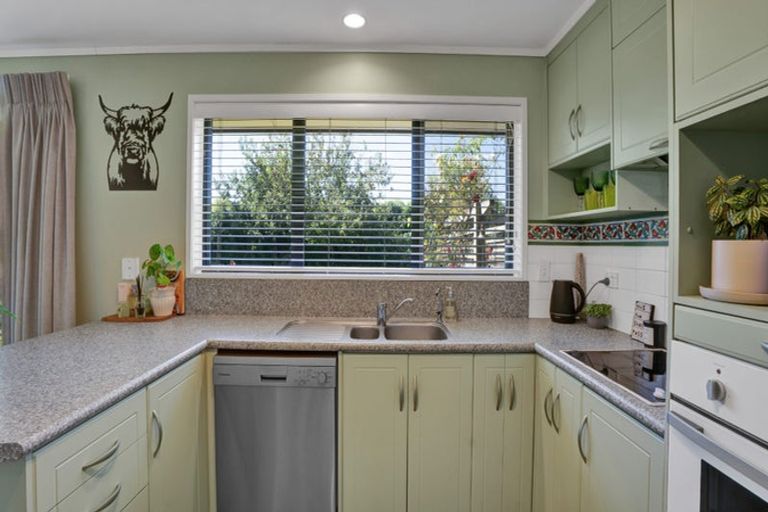 Photo of property in 9 Glanville Road, Stratford, 4332