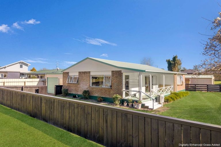 Photo of property in 5 Carlyle Street, Leamington, Cambridge, 3432