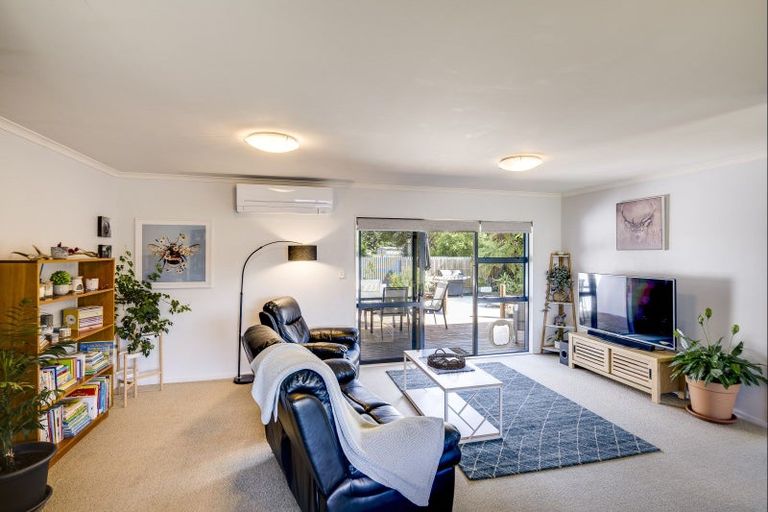 Photo of property in 27 King Street, Taradale, Napier, 4112