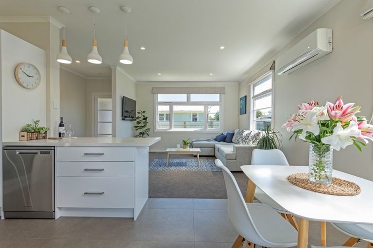 Photo of property in 6a Fairs Road, Milson, Palmerston North, 4414