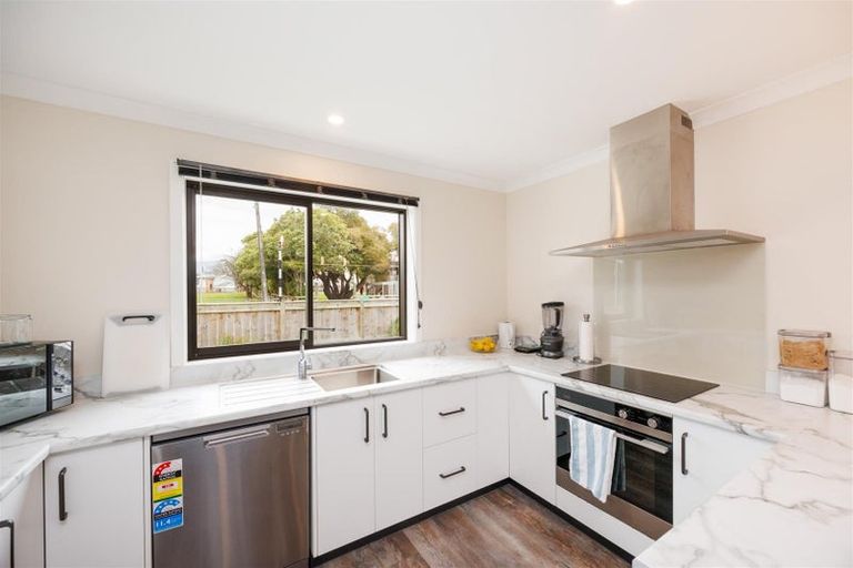 Photo of property in 51 Wilson Street, Bulls, 4818