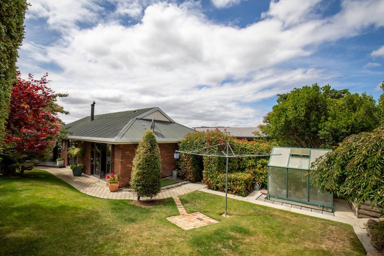Photo of property in 59 Kamaka Crescent, Bridge Hill, Alexandra, 9320