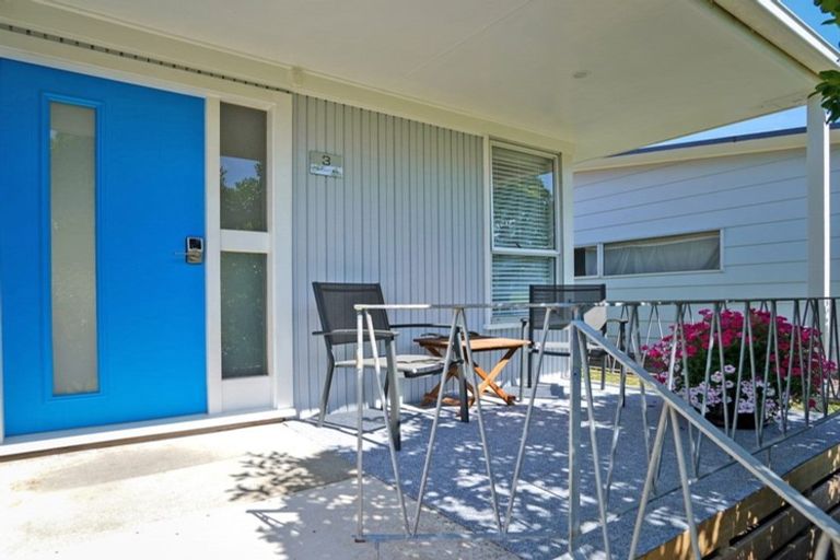 Photo of property in 3 Thorburn Avenue, Red Beach, 0932