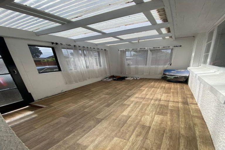 Photo of property in 27a Central Avenue, Papatoetoe, Auckland, 2025