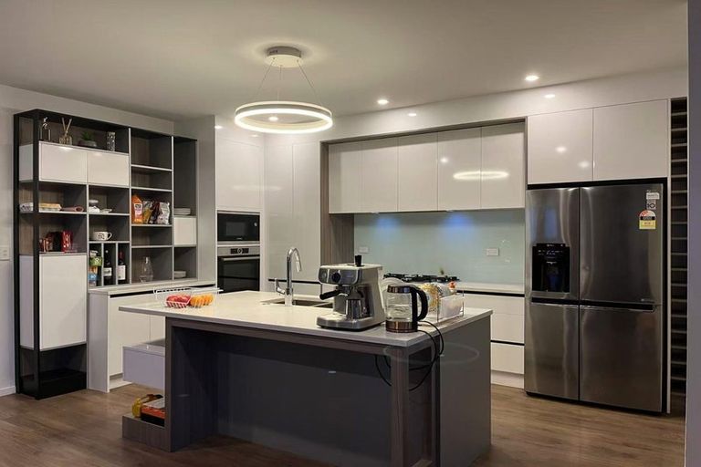 Photo of property in 19 Tihema Lane, Westgate, Auckland, 0614