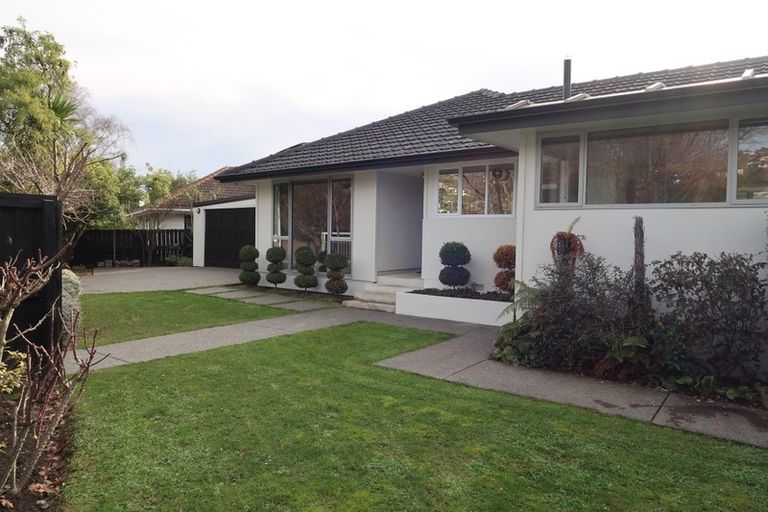 Photo of property in 53 Centaurus Road, Cashmere, Christchurch, 8022
