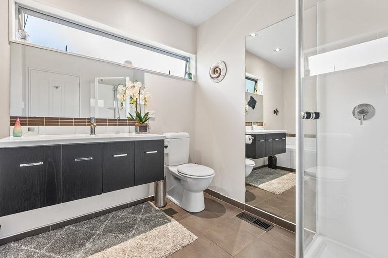 Photo of property in 84b Carrington Street, Lower Vogeltown, New Plymouth, 4310