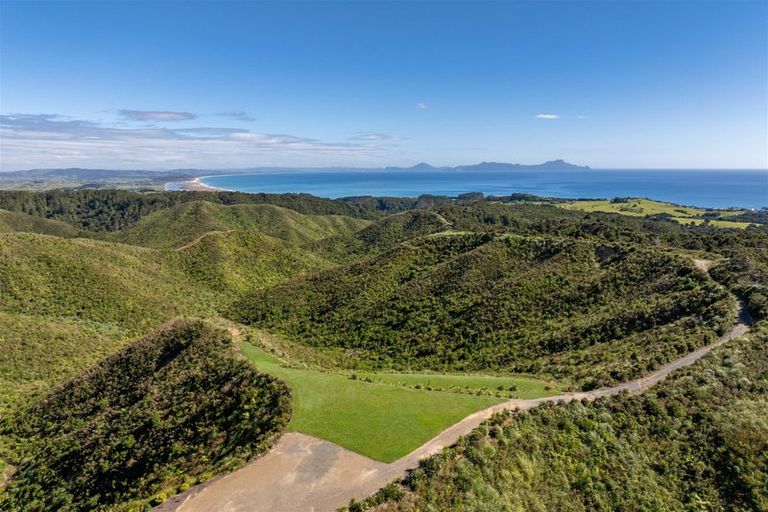 Photo of property in 543 Cullen Road, Waipu, 0582