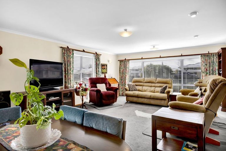 Photo of property in 7 Murray Avenue, Hawera, 4610