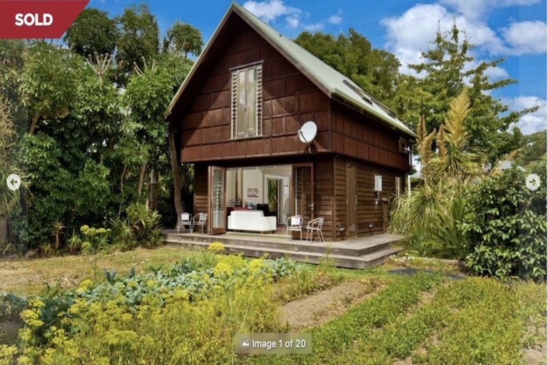 Photo of property in 166a Rimmer Road, Helensville, 0875