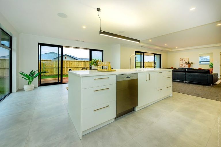 Photo of property in 5 Appaloosa Way, Rolleston, 7614