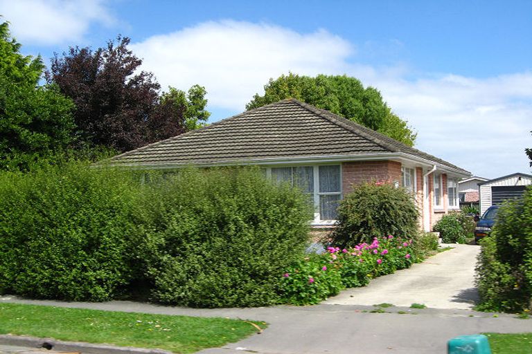 Photo of property in 17 Leicester Crescent, Hoon Hay, Christchurch, 8025