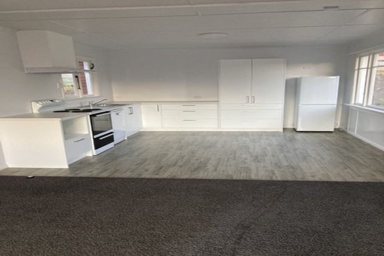 Photo of property in 3 Hellyer Street, Macandrew Bay, Dunedin, 9014