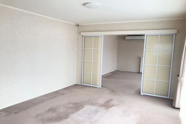 Photo of property in 4 Meadowvale Avenue, Forrest Hill, Auckland, 0620