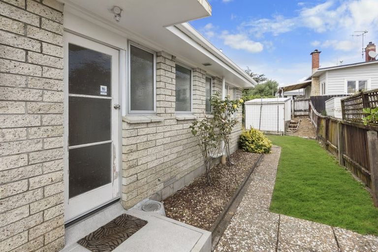 Photo of property in 73 Tuhikaramea Road, Dinsdale, Hamilton, 3204