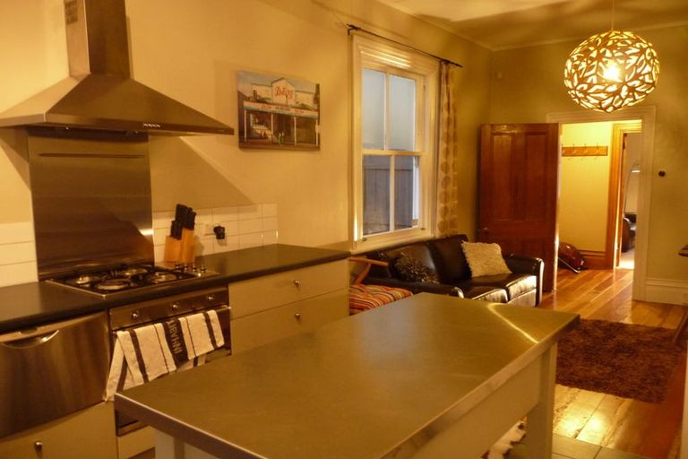 Photo of property in 26 Owen Street, Newtown, Wellington, 6021