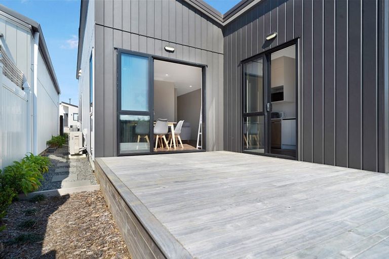 Photo of property in 18 Mata Road, Massey, Auckland, 0614