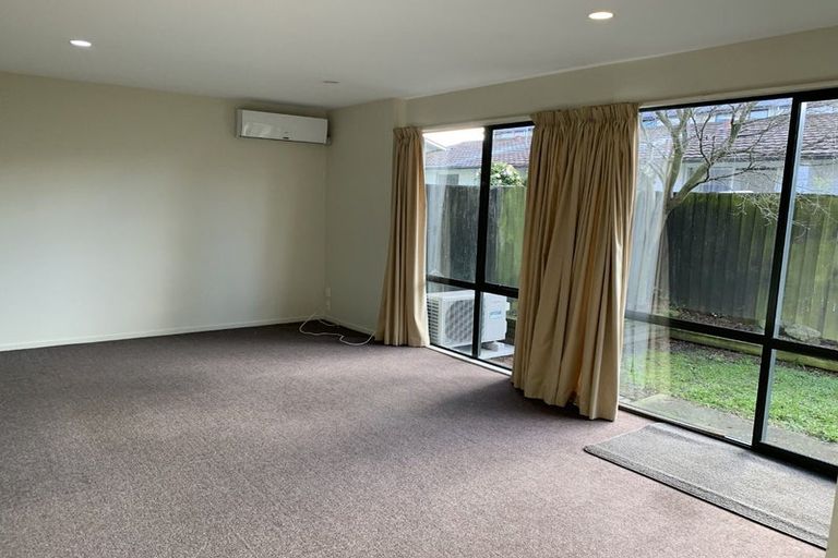 Photo of property in 1/59 Brockworth Place, Riccarton, Christchurch, 8011