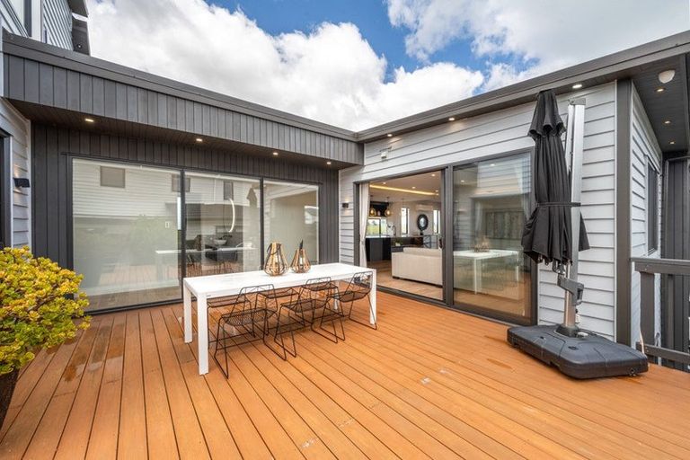 Photo of property in 4 Hapukupuku Avenue, Beachlands, Auckland, 2018