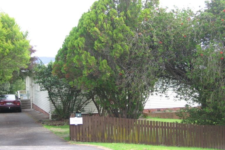 Photo of property in 6 Deane Avenue, Titirangi, Auckland, 0604