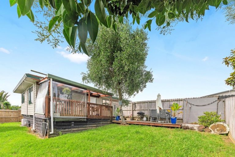 Photo of property in 22b Vincent Street, Howick, Auckland, 2014