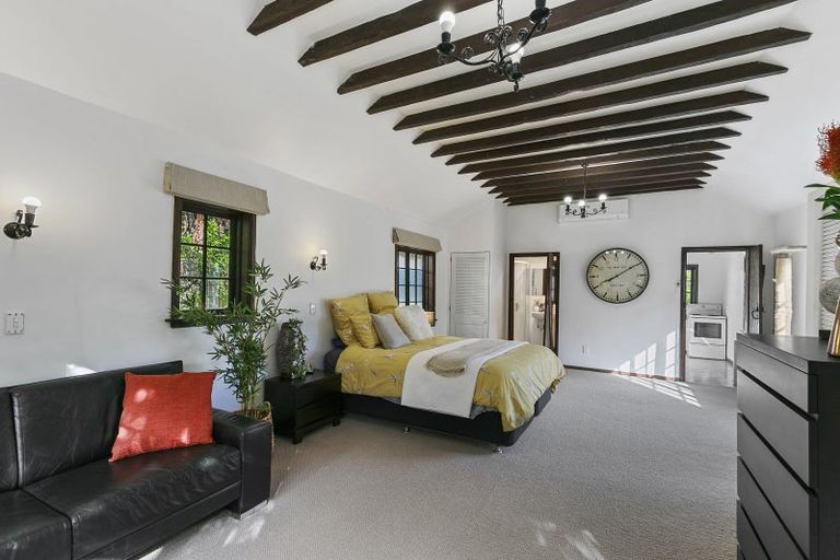 Photo of property in 19 Torwood Road, Khandallah, Wellington, 6035