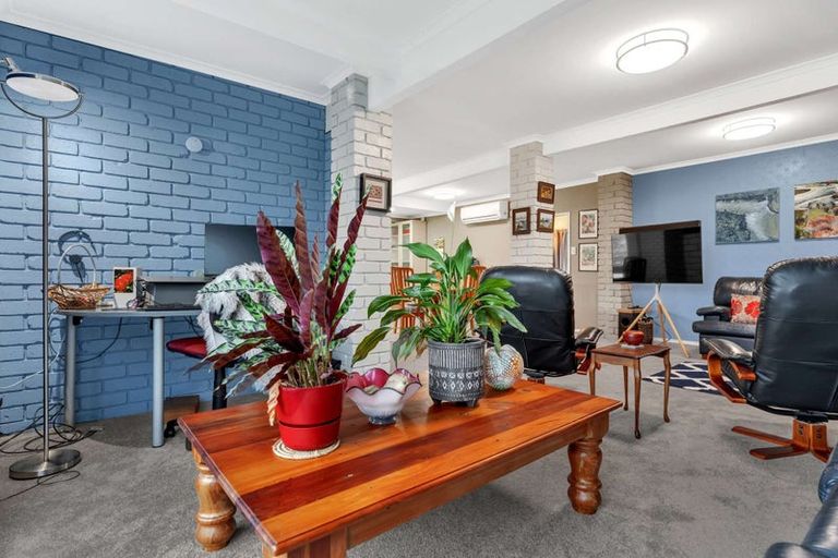 Photo of property in 4 Willow Avenue, Hannahs Bay, Rotorua, 3010