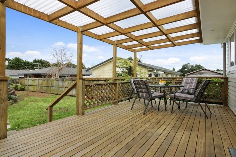 Photo of property in 19 Koru Street, Mangere Bridge, Auckland, 2022