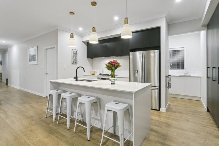 Photo of property in 6 Tai Crescent, Hobsonville, Auckland, 0616