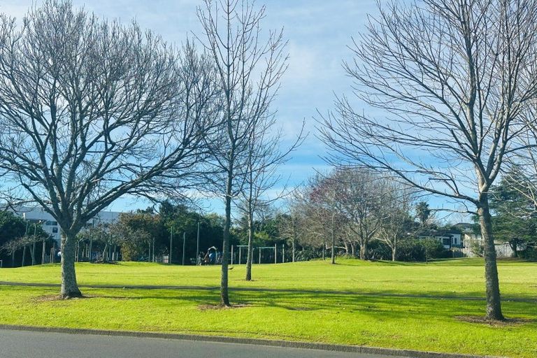 Photo of property in 1/31 Lavelle Road, Henderson, Auckland, 0612