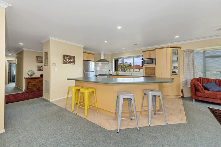 Photo of property in 115 Rototuna Road, Rototuna, Hamilton, 3210