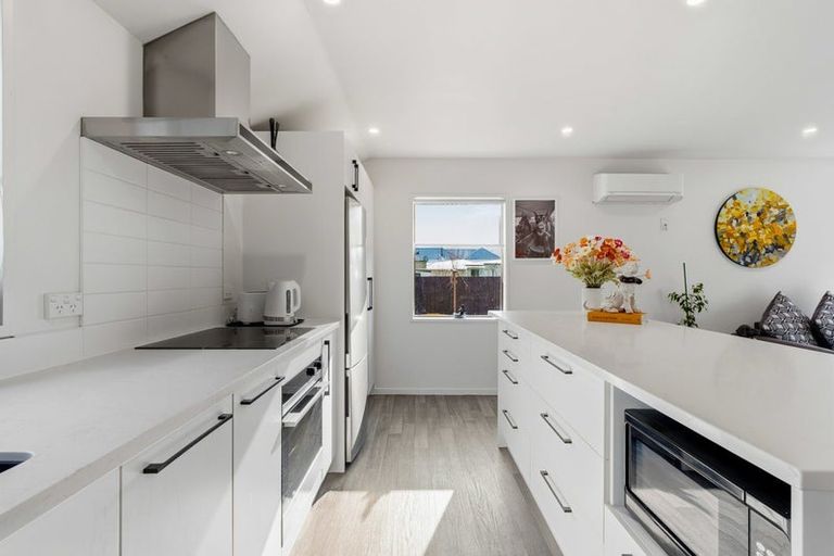 Photo of property in 38 Bay View Road, South Dunedin, Dunedin, 9012