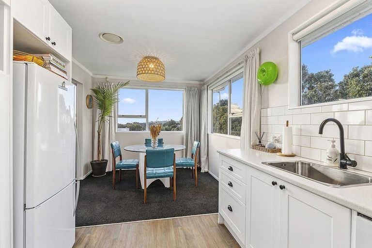 Photo of property in 2 Adventure Drive, Whitby, Porirua, 5024