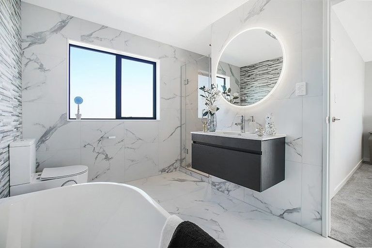 Photo of property in 12 Laquinta Place, Flat Bush, Auckland, 2019
